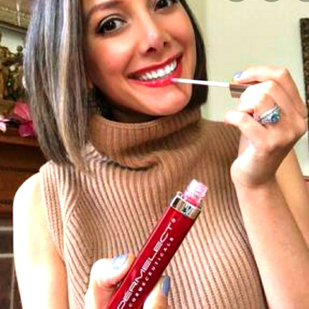 Dermelect Smooth Lip Volumizer